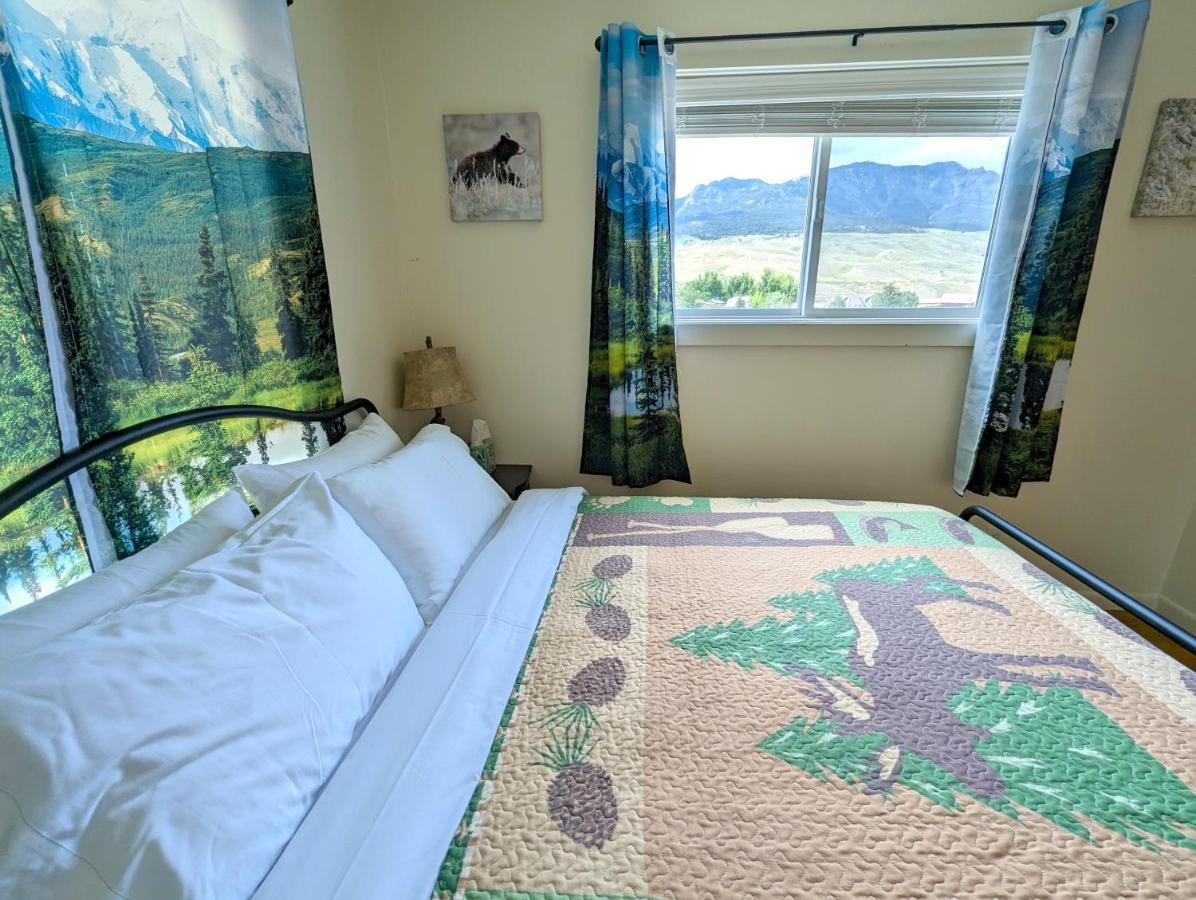 גרדינר Yellowstone Treasure Guesthouses On The River מראה חיצוני תמונה