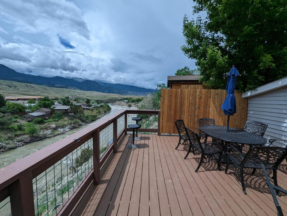 גרדינר Yellowstone Treasure Guesthouses On The River מראה חיצוני תמונה