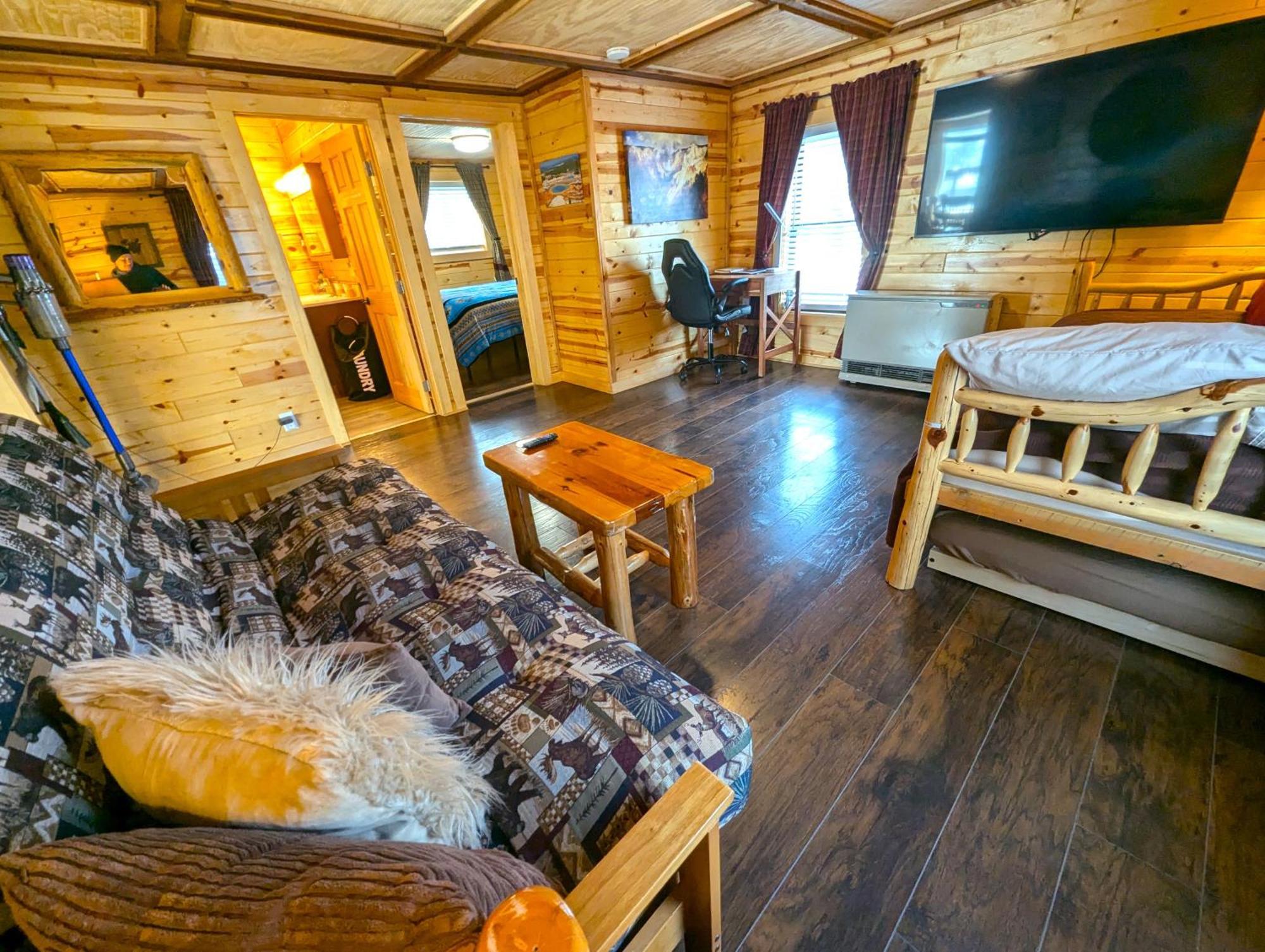 גרדינר Yellowstone Treasure Guesthouses On The River מראה חיצוני תמונה