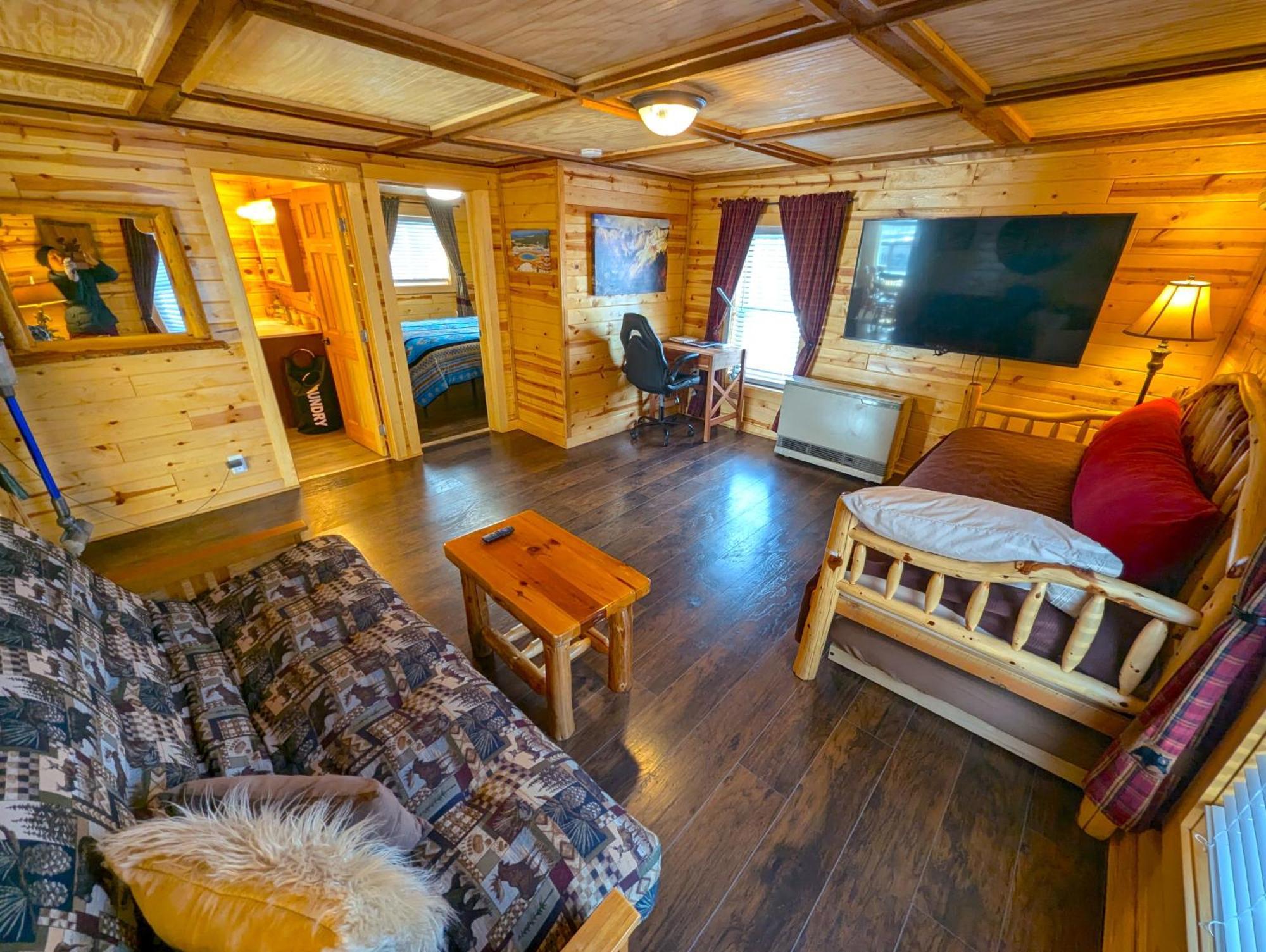 גרדינר Yellowstone Treasure Guesthouses On The River מראה חיצוני תמונה