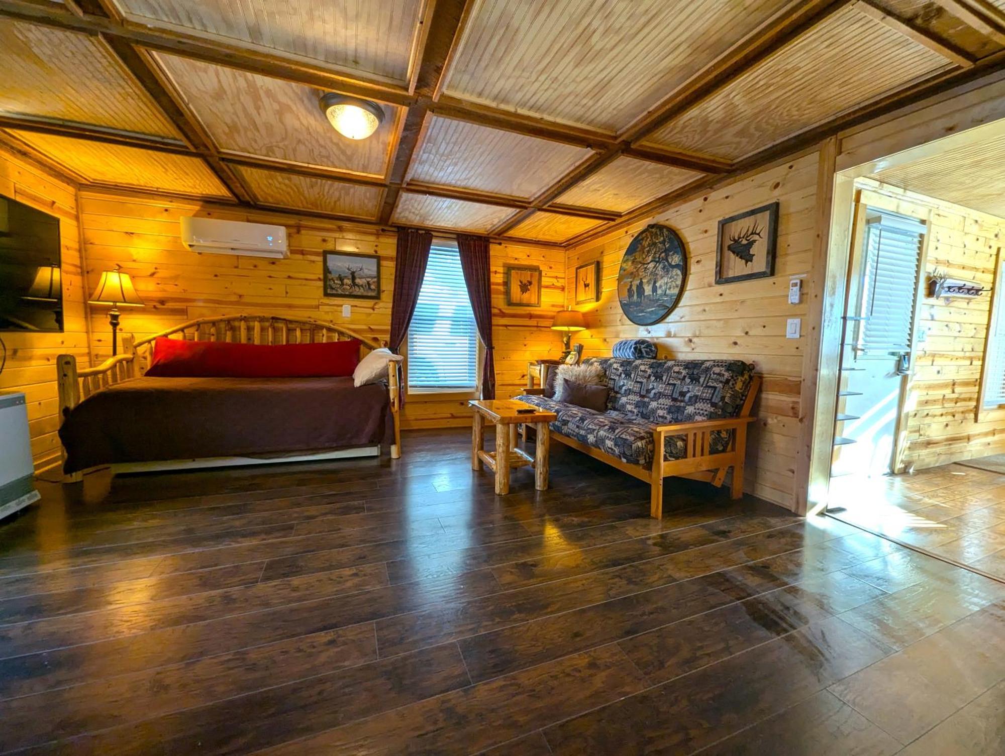גרדינר Yellowstone Treasure Guesthouses On The River מראה חיצוני תמונה