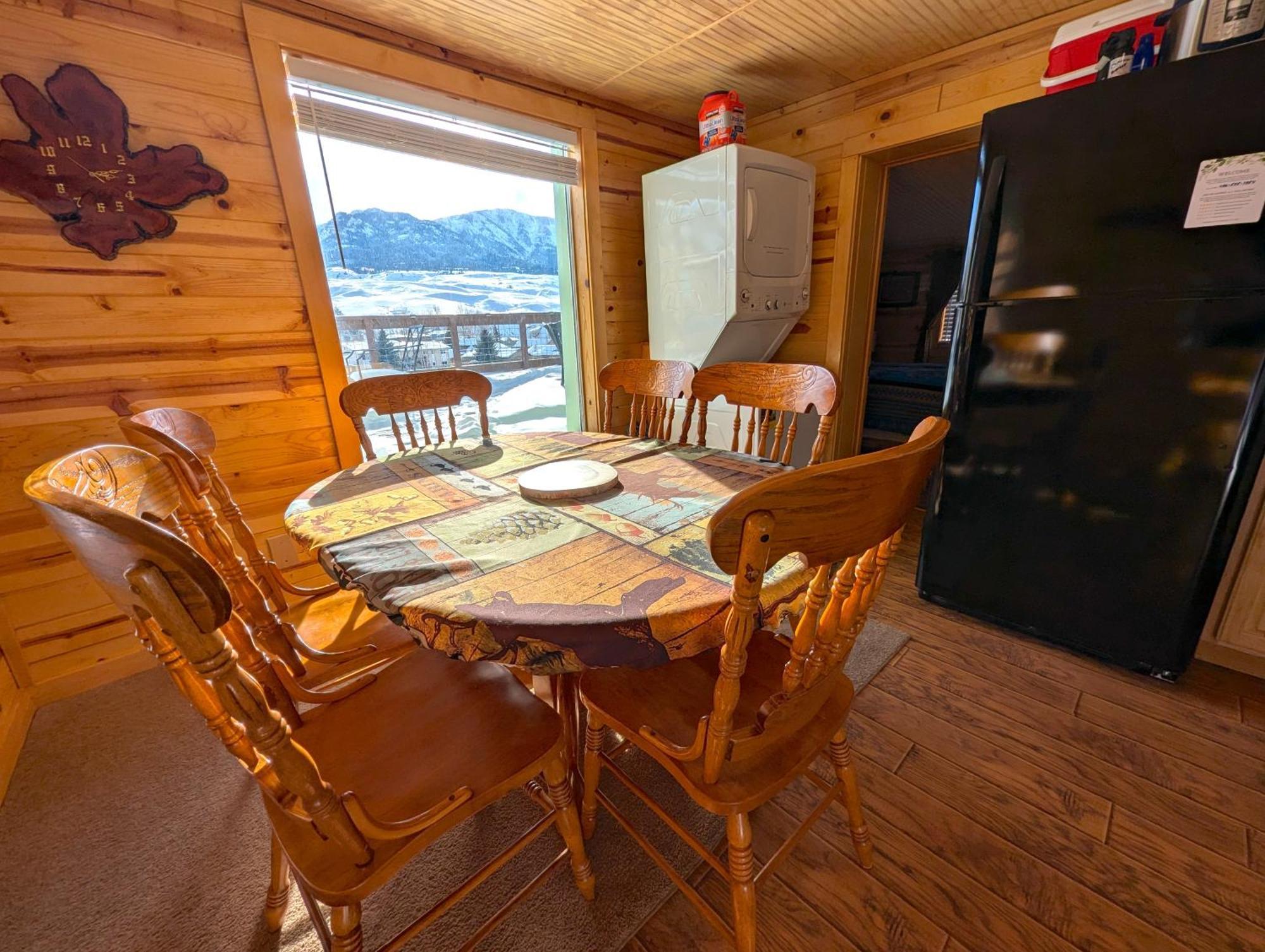 גרדינר Yellowstone Treasure Guesthouses On The River מראה חיצוני תמונה